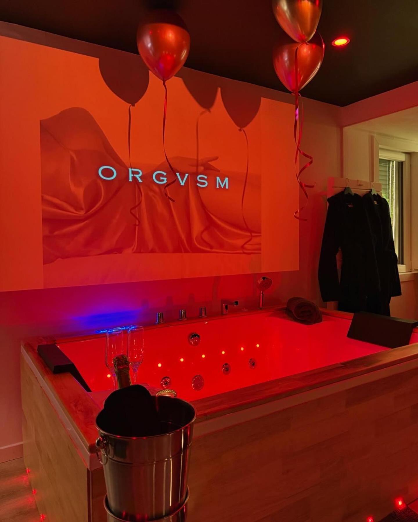Love Room Haut De Gamme - L'Extase Avec Jacuzzi Violaines Eksteriør bilde